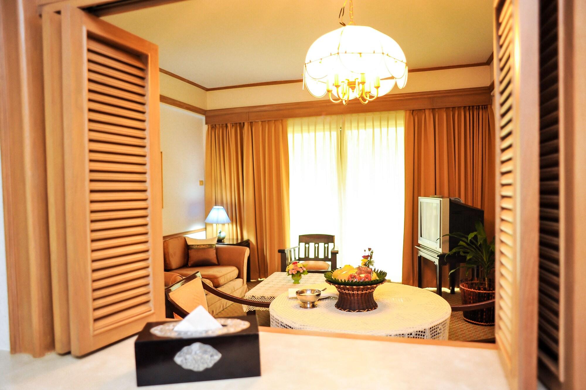 Wiang Indra Riverside Resort Chiang Rai Exterior photo