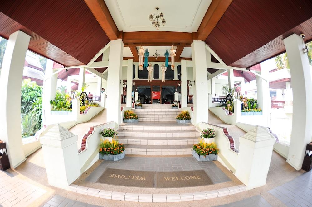 Wiang Indra Riverside Resort Chiang Rai Exterior photo