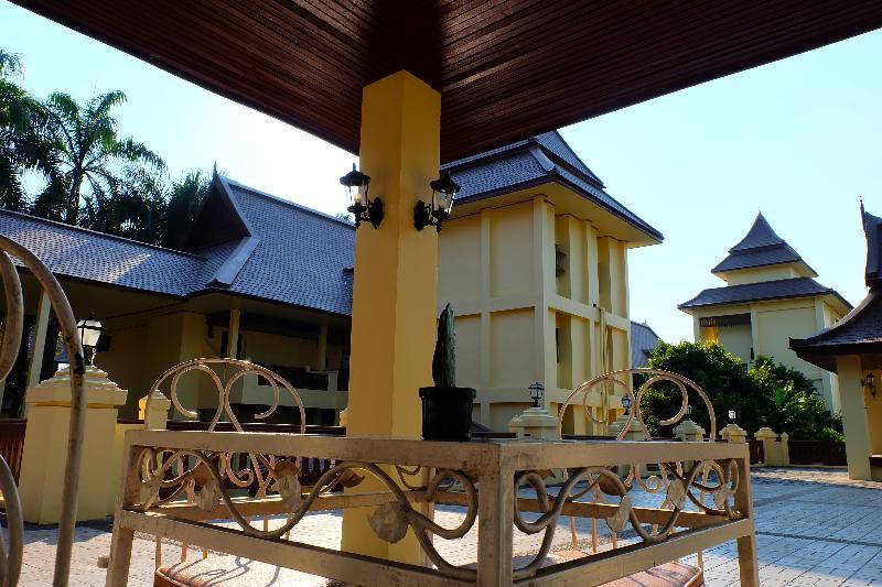 Wiang Indra Riverside Resort Chiang Rai Exterior photo